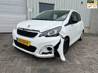Peugeot 108 1.0 e-VTi Active - Schade