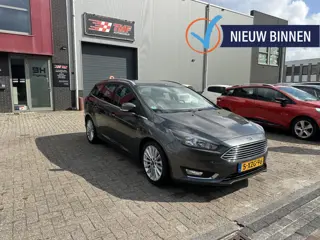 Ford FOCUS Wagon 1.0 First Edition D-Riem VV Nw APK Goed Onderhouden!
