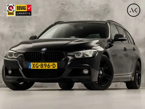 BMW 3 Serie Touring 318i M Sport Automaat (GROOT NAVI, M PAKKET, BLACK PACK, VIRTUAL COCKPIT, GETINT