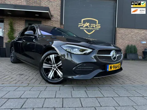 Mercedes-Benz C-klasse 180 Luxury Line Automaat 170PK zeer nette Dealer Garantie
