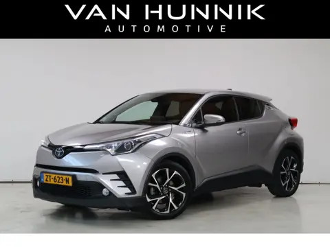Toyota C-HR 1.8 Hybrid Dynamic Sport | Trekhaak | JBL | Cruise | Camera