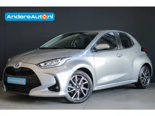 Toyota Yaris 1.5 Hybrid Dynamic |dodehoekdetectie|stoelverwarming|dealer onderhouden|