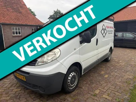 Renault Trafic 2.0 dCi T27 L1H1 / MOTOR DEFECT