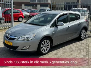 Opel Astra 1.4 Turbo Cosmo 5 deurs 120PK! NL AUTO KMST NAP! Navi l Leer l Airco l Cruise l MTF-stuur