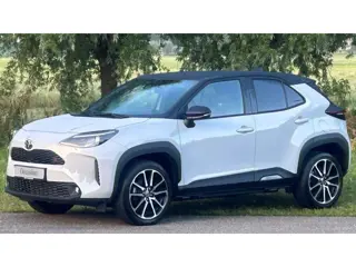 Toyota Yaris Cross 1.5 Hybrid GR Sport NAVIGATIE, APPLE CARPLAY, DAB, JBL SOUND, STOELVERWARMING, HE