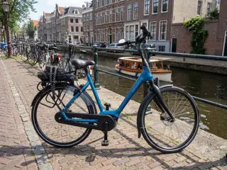 Sparta A-Shine Framemaat 57 cm 500 WH accu