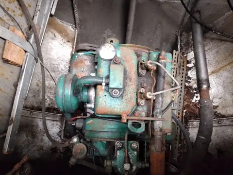 Diverse keerkoppelingen velvet,vetus,technodrive.