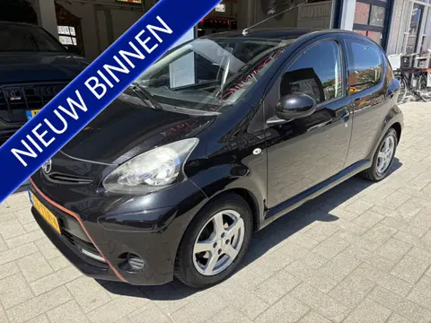 Toyota Aygo 1.0 VVT-i Aspiration 5-DEURS/AIRCO/L.M VELGEN