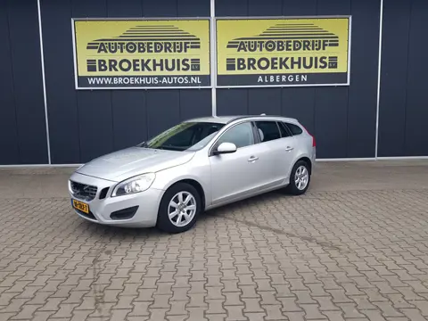 Volvo V60 2.0 D4 Momentum (bj 2011)