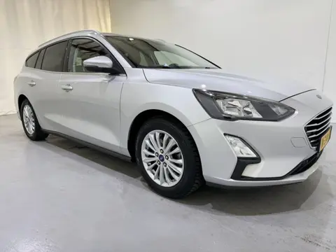 Ford Focus Wagon 1.0 EcoB. Aut. Titanium X Business