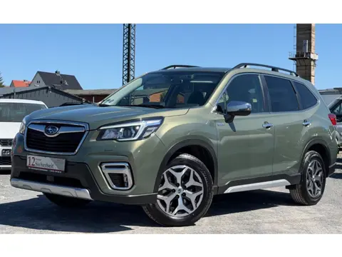 Subaru Forester 2.0i e-BOXER Comfort Parkeerhulp V+A/Camera/Navi/Stoelverwarming.