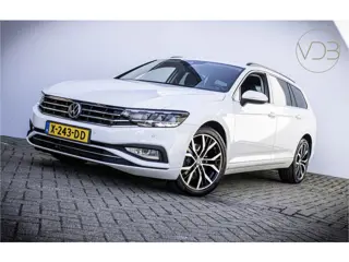 Volkswagen Passat Variant 1.5 TSI Facelift Business AUT TREKHAAK
