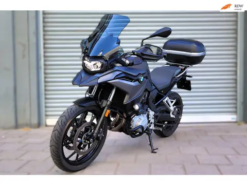 BMW F 750 GS Akrapovic Cruise Topkoffer Stuurverwarming Nieuwstaat