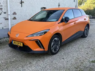 MG MG4 Electric Luxury 64 kWh 204pk 450 KM RANGE