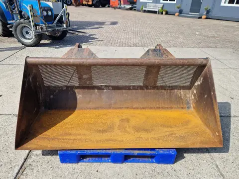 Jeroen van Leeuwen schepbak voor Volvo L30/L35