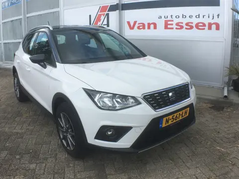 SEAT Arona 1.0 TSI Xcelence Business Intense Xcelence . blind spot, adaptive cruise control, Navi