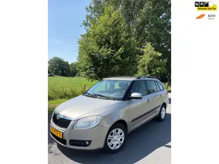 Skoda Fabia Combi 1.4-16V Ambiente Nieuwe koppeling.