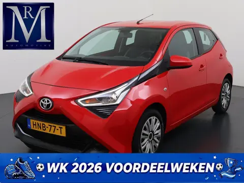 Toyota Aygo 1.0 VVT-i x-play VAN: 15.900,- VOOR: 13.877,- UW WKVOORDEEL: 2.023,- | AUTOMAAT | APPLE 