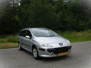Peugeot 307 Break 1.4-16V D.Sign . 5 Deurs . Airco . Cruiscontrol . Pdc . enz