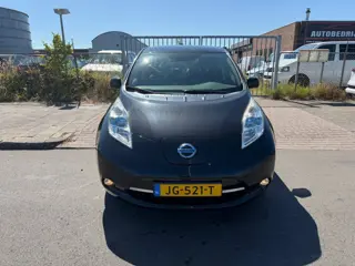 Nissan LEAF Tekna 30 kWh