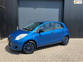 Toyota Yaris 1.0 VVTi + Airco, 5Drs lage kilometerstand