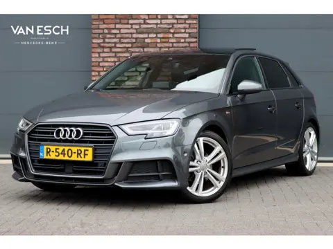 Audi A3 Sportback 1.5 TFSI CoD Sport S Line Edition | Automaat | Panoramadak | ACC | Massage | Leder
