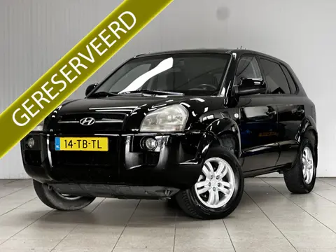 Hyundai Tucson 2.0i Style/ D-Riem Verv 158.000KM!/ 16''LMV/ Trekhaak/ Clima/ Cruise/ 16''LMV/ Elek.P