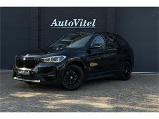 BMW X1 xDrive25e | Leder | Trekhaak | Head-Up | Camera | LED | PDC V & A