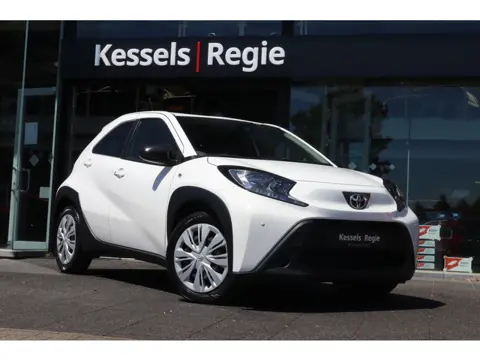 Toyota Aygo X 1.0 VVT-i S-CVT X-Play | Keyless | ACC | Camera | Clima