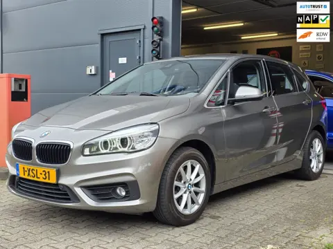 BMW 2-serie Active Tourer 218i Executive / NIEUWE OH.BEURT + APK-KEURING + ACCU / VOOR DE VOLLE 100%