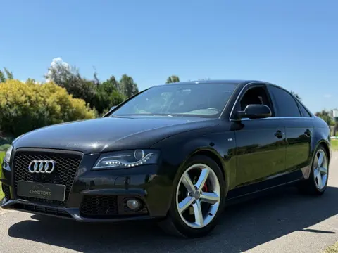 Audi A4 Limousine 1.8 TFSI S edition Luxe uitvoering 3x s line