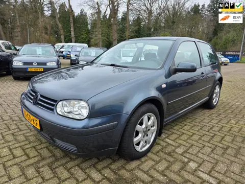 Volkswagen Golf 1.6-16V Comfortline