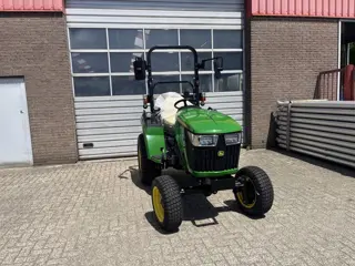 John Deere 2038R-781742