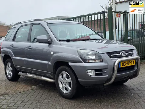 Kia Sportage 2.0 CVVT X-ecutive Airco trekhaak cruis control cv op afs elektrische ramen