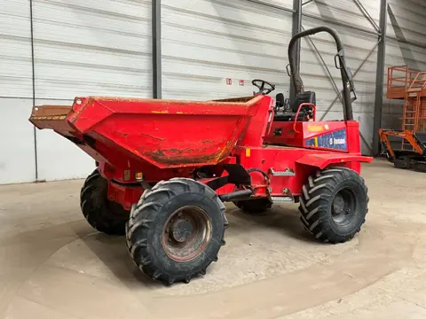 Thwaites 6 tonne (bj 2012)