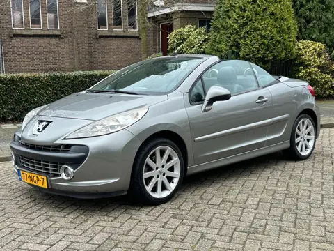 Peugeot 207 CC 1.6-16V T Sport 2008 leer! stoelverwarming! pdc! cruise control! youngtimer! weinig k
