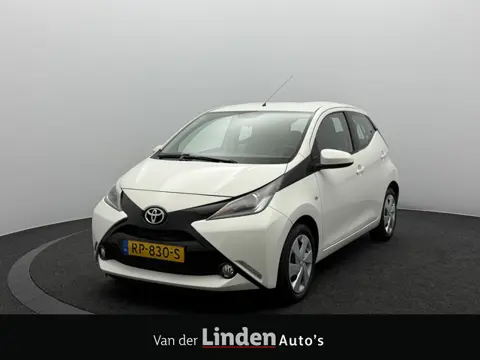 Toyota Aygo 1.0 VVT-i x-play | Cruise Control | Camera | Carplay&Android | Airco | Navigatie