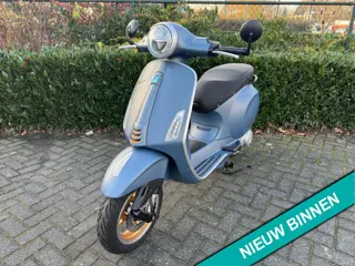Vespa Primavera Officina 8 50 Blu 45km E5+ Nieuw Betaal met in3