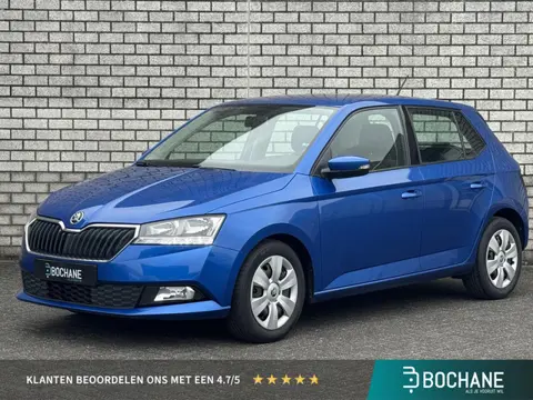 Skoda Fabia 1.0 TSI Ambition | Stoelverwarming | Parkeersensoren | Airco | DAB+ |