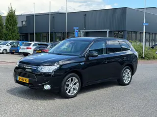 Mitsubishi Outlander 2.0 PHEV instyle+ Leder Navi Schuifdak
