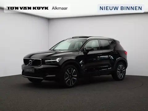 Volvo XC40 1.5 T3 Momentum Pro / Panoramadak / 360 Camera / Adaptive Cruise / BLIS / Getint Glas / E