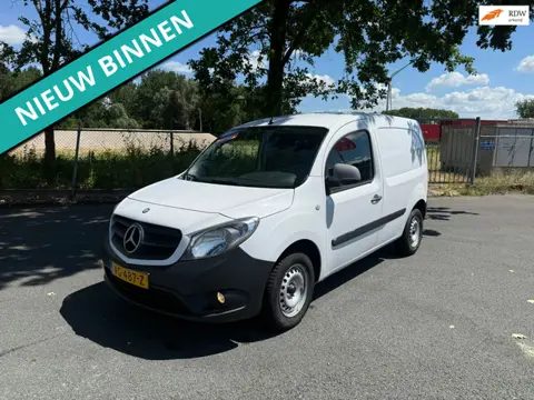 Mercedes-Benz Citan 108 CDI BlueEFFICIENCY ZEER NETTE AUTO RIJDT EN SCHAKELT GOED