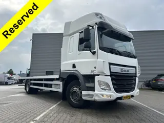 DAF CF 250 FA Space Cab / 622 dkm / Flat Bed - Plateau 7.7 mtr / APK TUV 09-26