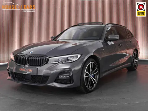 BMW 3-serie 330e Touring xDrive |M-sport|schuif/kantel|Laser LED|memory|head-up|Apple Carplay|trekha