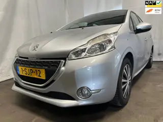 Peugeot 208 1.0 VTi Blue Lease - Schade