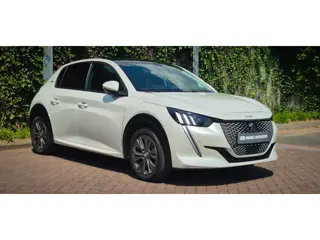 Peugeot E-208 EV Allure 50 kWh|SOH93.6%|Panoramadak|Stoelverwarming|cam|Led