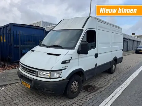 IVECO DAILY 35S10V 330 H2 RIJDT GOED 