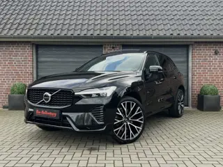 VOLVO XC60 T6 AWD HYBRID R DESIGN PANO HK TREKHAAK HUD 22 INCH