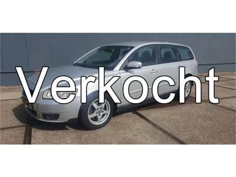 Volvo V50 2.4 Edition II * APK * NIEUWE BANDEN * LEDER * FULL OPTIONS * OUTLET COLLECTIE *