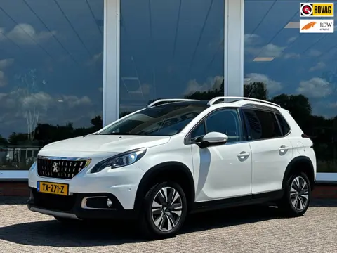 Peugeot 2008 1.2 AUT. - Panorama - Leder - Navi - Nieuwe Distributieriem